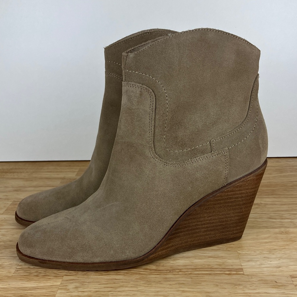 Lucky Brand Wadier Taupe Suede Wedge Ankle Boots NWT